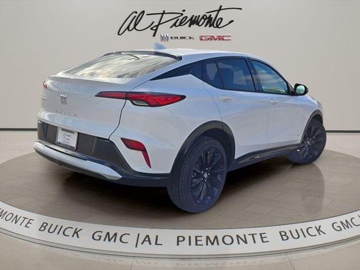 Summit White 2026 Buick Envista Sport Touring FWD