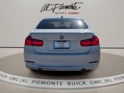 Alpine White 2016 BMW 340 xDrive