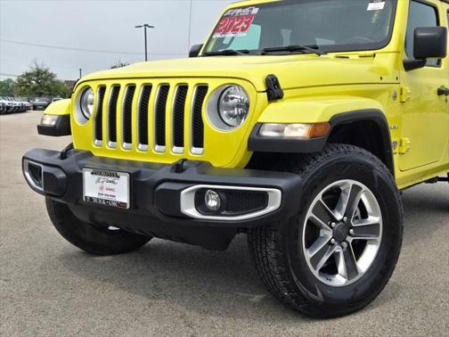2023 Jeep Wrangler 4-Door Sahara