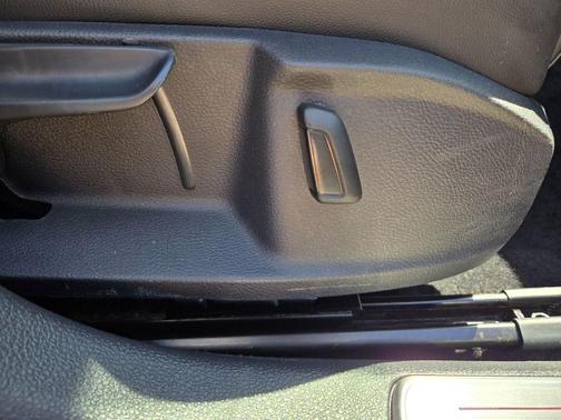 2021 Volkswagen Golf GTI 2.0T S DSG