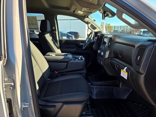 2025 GMC Sierra 2500 Base