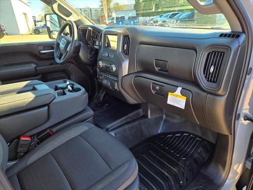 2025 GMC Sierra 2500 Base