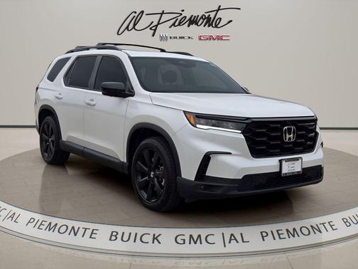 Platinum White Pearl 2025 Honda Pilot Black Edition