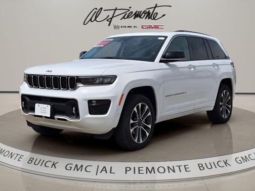Bright White Clearcoat 2022 Jeep Grand Cherokee Overland