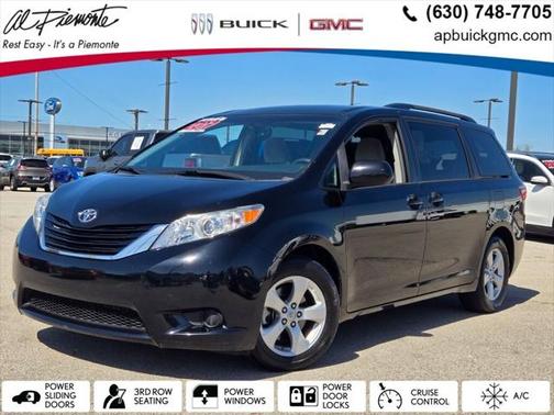 2017 Toyota Sienna LE