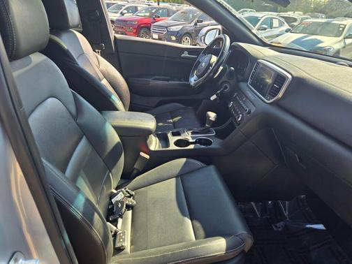 2020 Kia Sportage S
