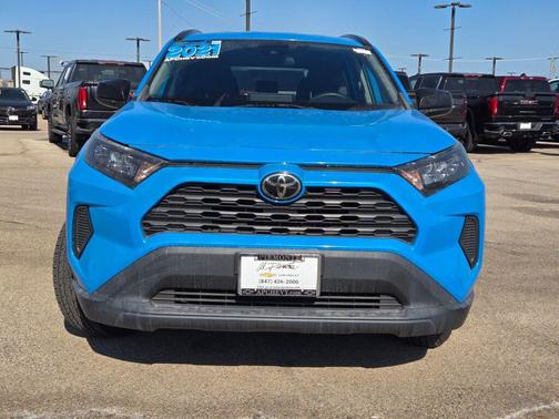 2021 Toyota RAV4 LE