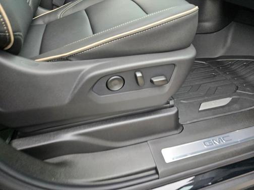 2026 GMC Yukon 4WD Elevation