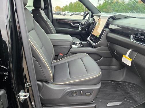 2026 GMC Yukon 4WD Elevation