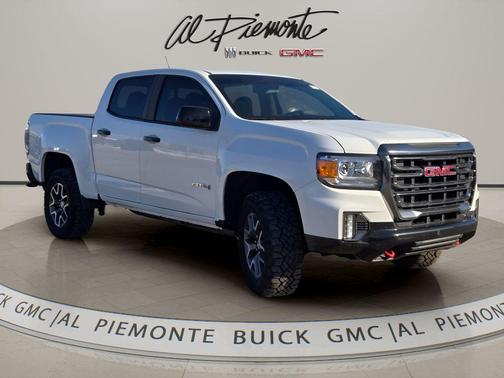 Summit White 2022 GMC Canyon AT4