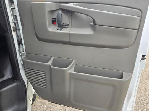2014 Chevrolet Express 2500 Work Van
