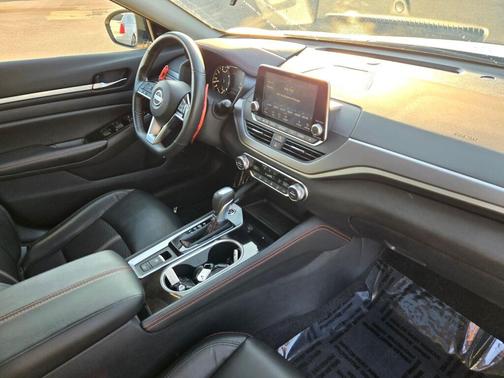 2024 Nissan Altima SR Intelligent AWD