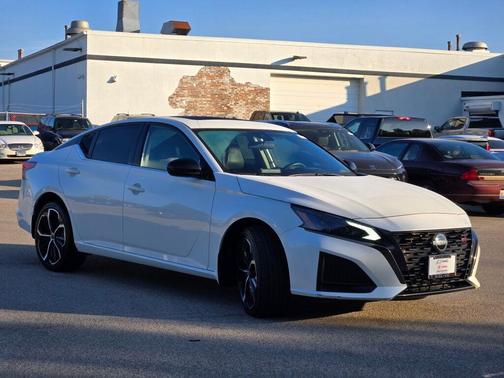 2024 Nissan Altima SR Intelligent AWD