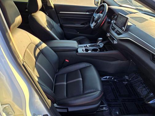 2024 Nissan Altima SR Intelligent AWD