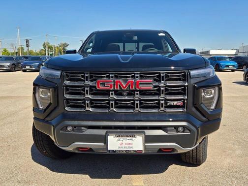 2025 GMC Canyon AT4