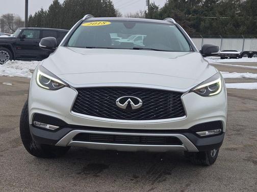 2018 INFINITI QX30 Premium