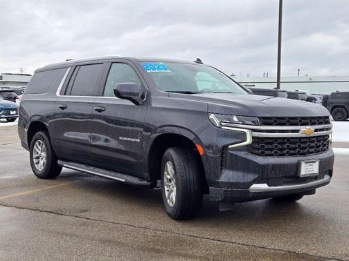 2023 Chevrolet Suburban LS