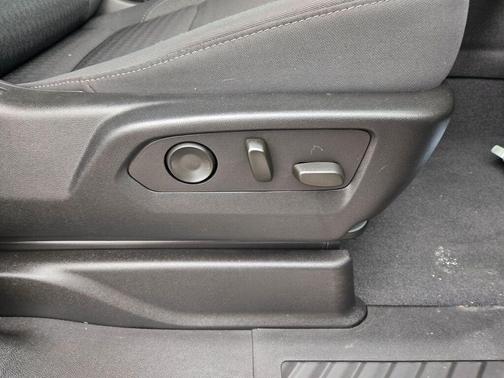 2023 Chevrolet Suburban LS