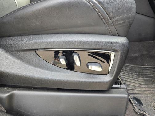 2020 Cadillac Escalade Premium Luxury