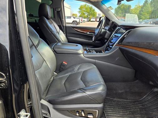 2020 Cadillac Escalade Premium Luxury