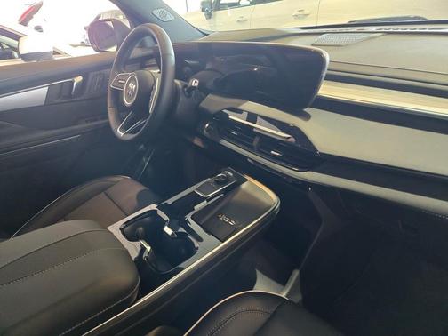 2025 Buick Enclave Preferred FWD