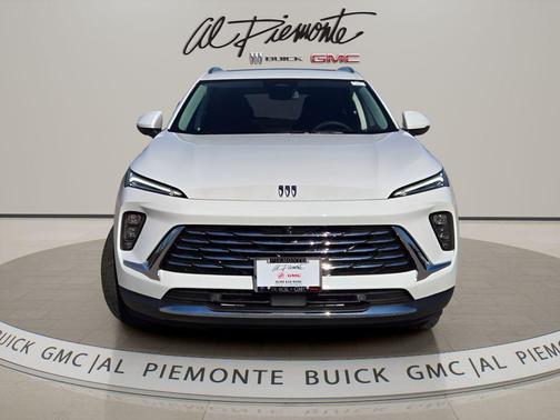 Summit White 2025 Buick Envision Preferred AWD