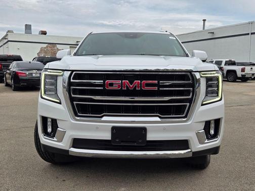 2024 GMC Yukon SLT