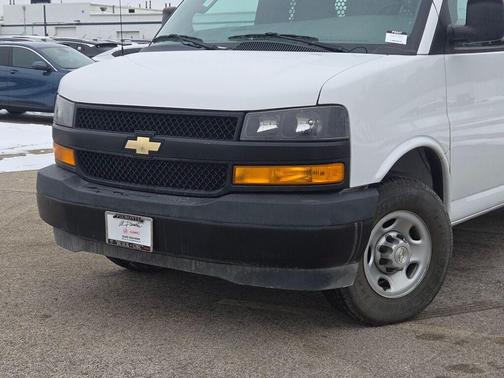 2022 Chevrolet Express 2500 RWD 2500 Regular Wheelbase WT