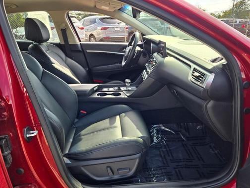 2023 Genesis G70 2.0T AWD