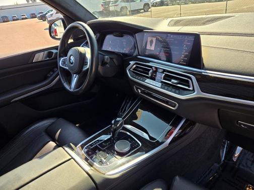 2019 BMW X7 xDrive50i