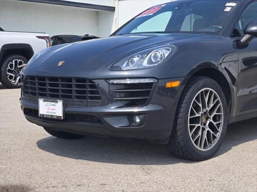 2018 Porsche Macan Base