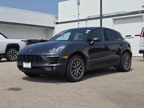 2018 Porsche Macan Base