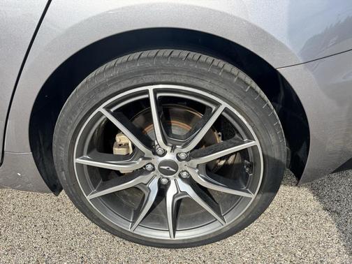 2023 Genesis G70 2.0T AWD