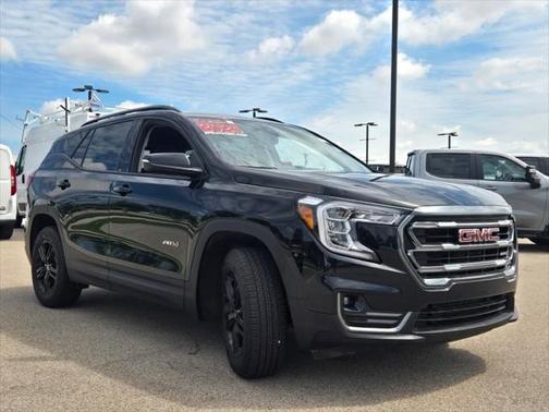 2024 GMC Terrain AWD AT4