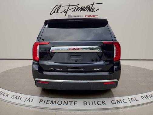 2024 GMC Yukon XL SLT