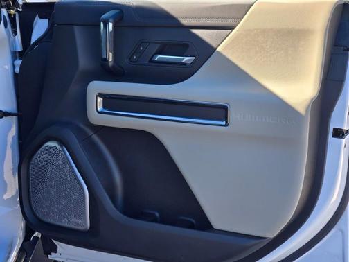 2026 GMC HUMMER EV SUV 2X