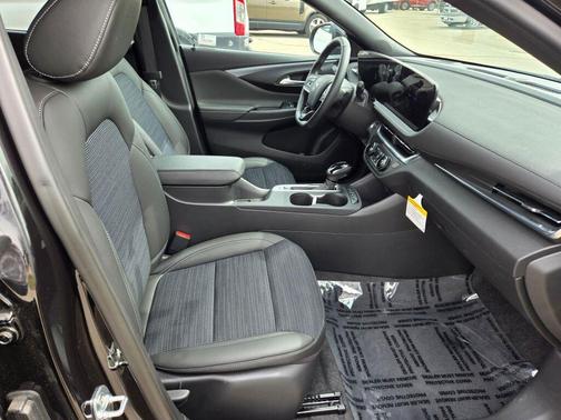 2024 Buick Envista Preferred FWD