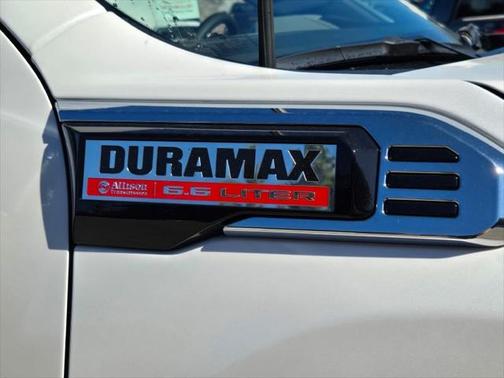 2025 GMC Sierra 2500 SLT