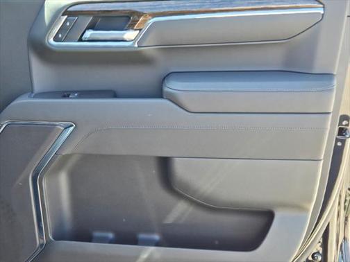 2025 GMC Sierra 1500 SLE