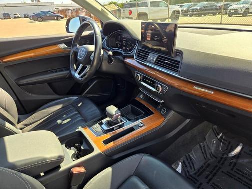 2023 Audi Q5 45 S line Premium Plus