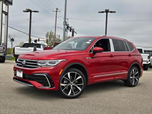 2024 Volkswagen Tiguan 2.0T SEL R-Line 4MOTION
