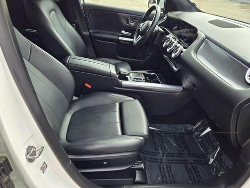 2023 Mercedes-Benz GLA 250 Base