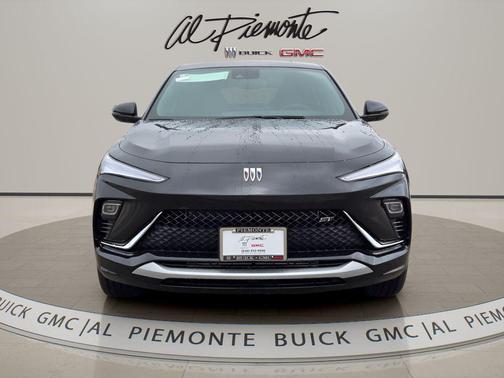 Ebony Twilight Metallic 2026 Buick Envista Sport Touring FWD