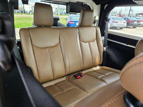 Black Clearcoat 2015 Jeep Wrangler Sahara