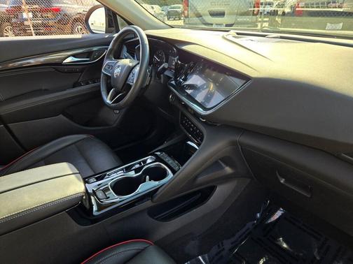 2023 Buick Envision Essence FWD