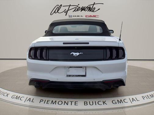 2022 Ford Mustang EcoBoost Premium