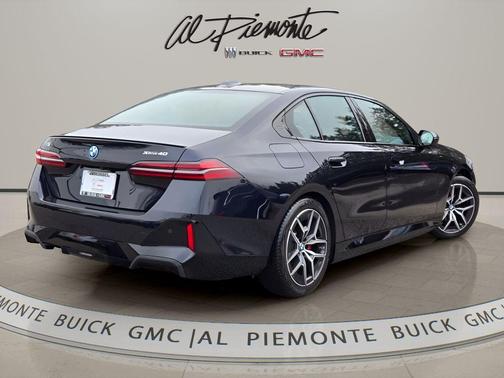 2026 BMW i5 xDrive40