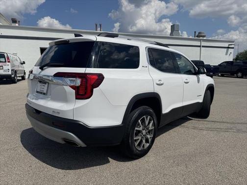 2022 GMC Acadia AWD SLE