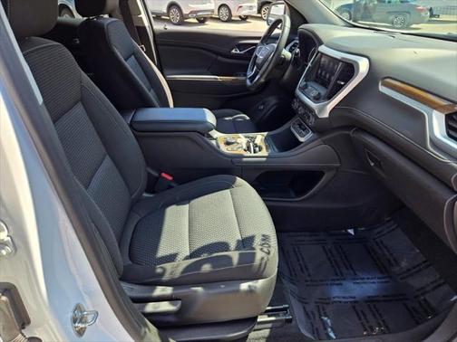 2022 GMC Acadia AWD SLE