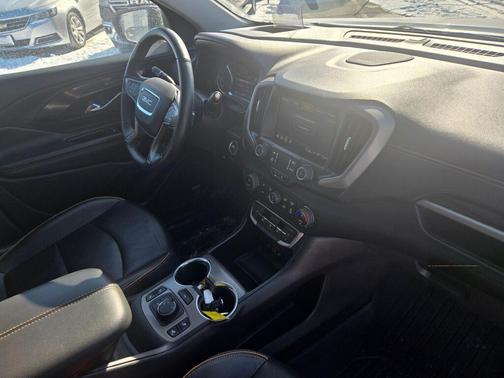 2023 GMC Terrain AWD AT4